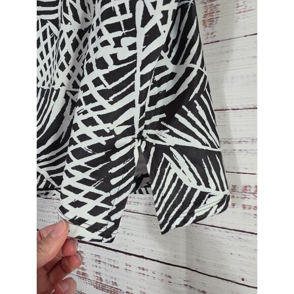 Swim By Cacique Black White Tropical Palm Leaf Print Swim Skirt Plus size 24 - Picture 2 of 5